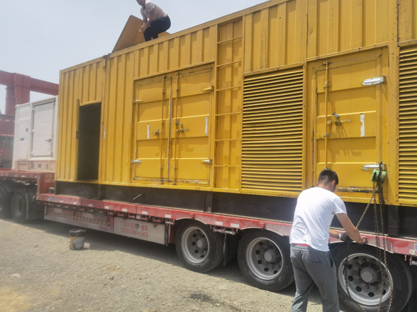 集宁除了负载情况和发动机维护，还有哪些因素会影响 200kw 柴油发电机的油耗？