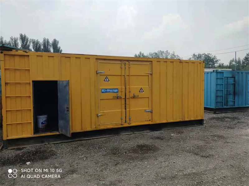 集宁200KW柴油发电机组需要配备什么型号的电缆线？