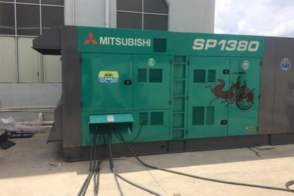 集宁为什么有些柴油发电机组的输出电压可以调节？