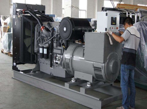 集宁柴油发电机组和储能设备配合使用的案例