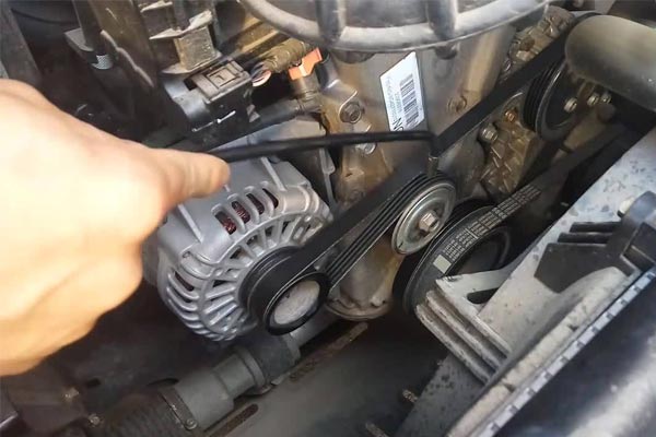 集宁转速传感器的工作原理是什么？