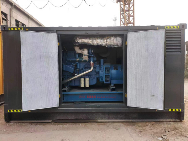 集宁柴油发电机组的电瓶应该如何选择？